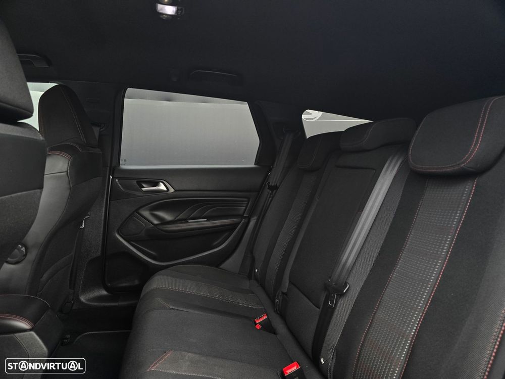 Peugeot 308 1.6 BlueHDi GT Line - 20