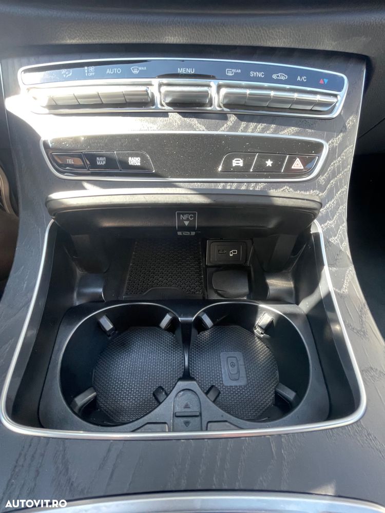 Mercedes-Benz E 200 9G-TRONIC AMG Line - 10