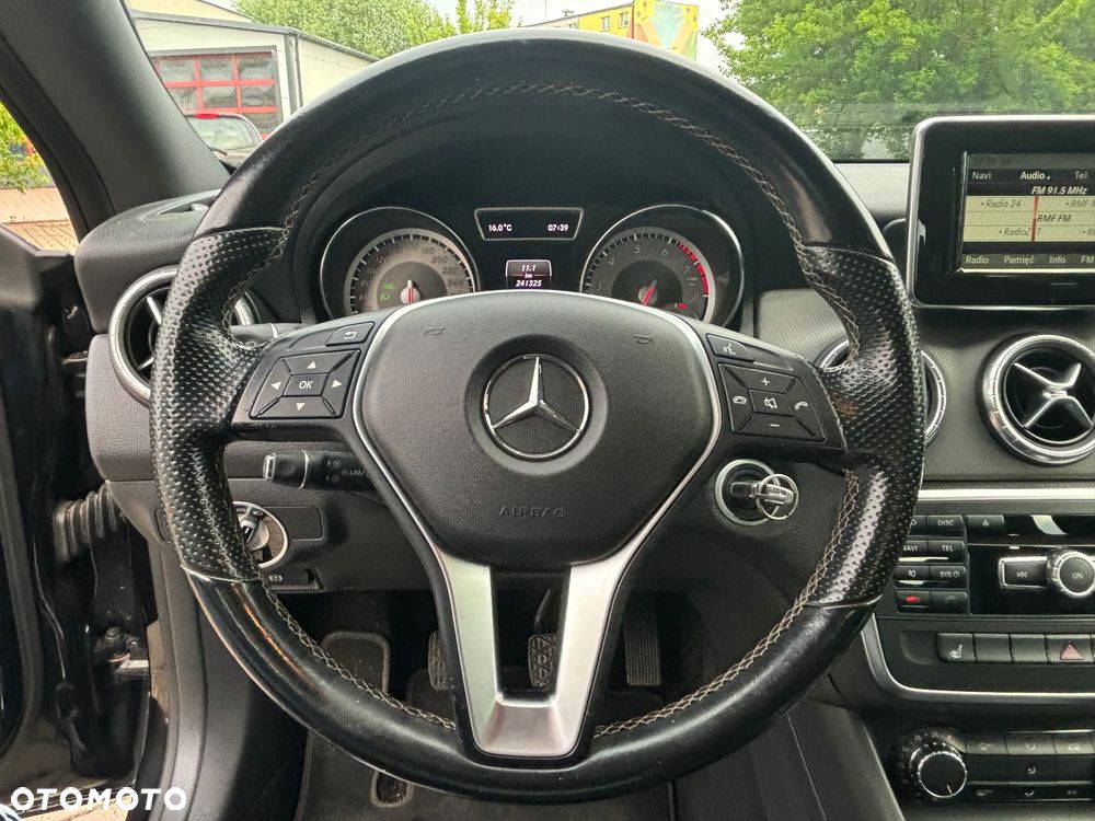 Mercedes-Benz CLA 180 StreetStyle - 19