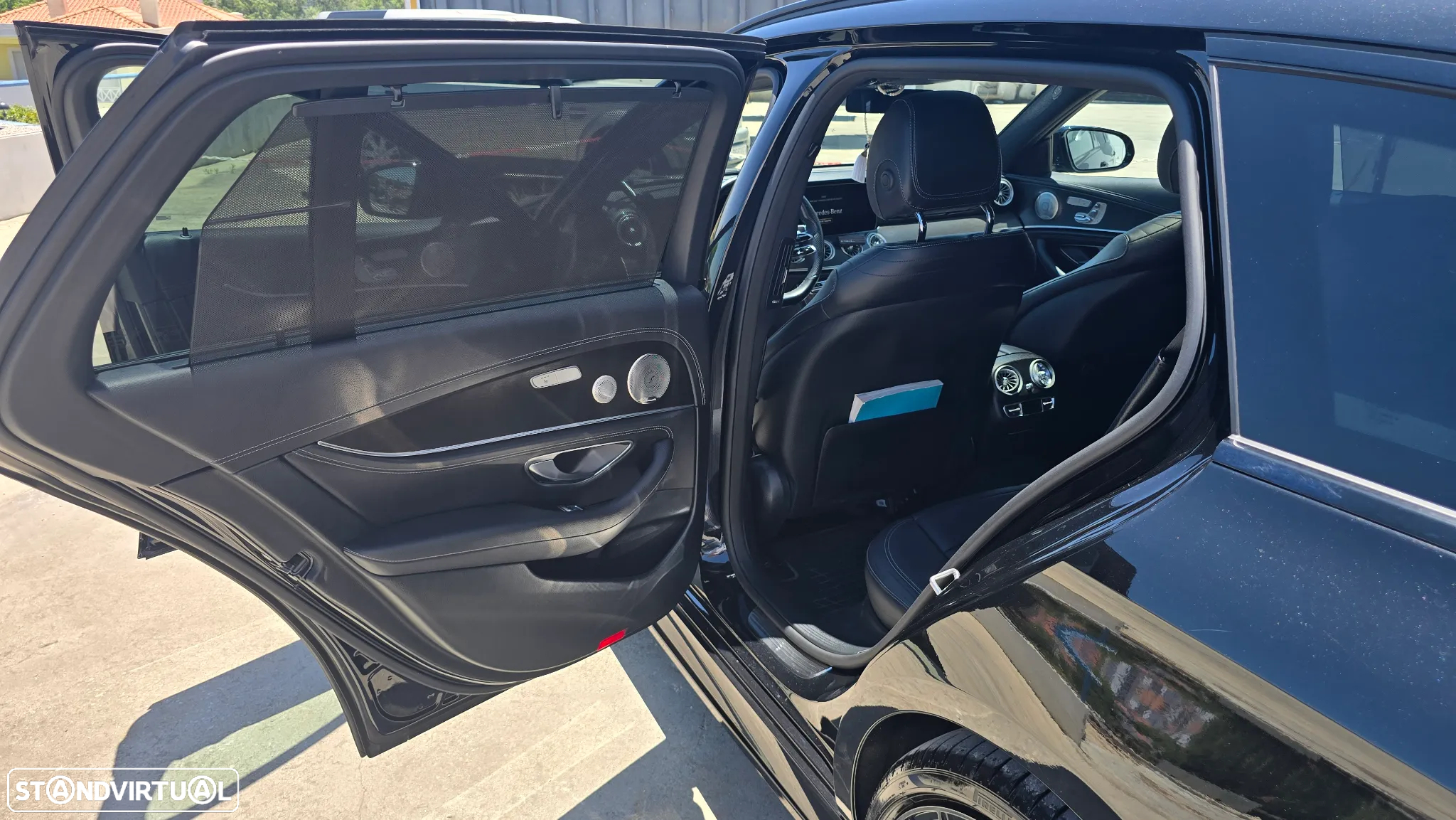 Mercedes-Benz E 400 d 4Matic T 9G-TRONIC AMG Line - 21