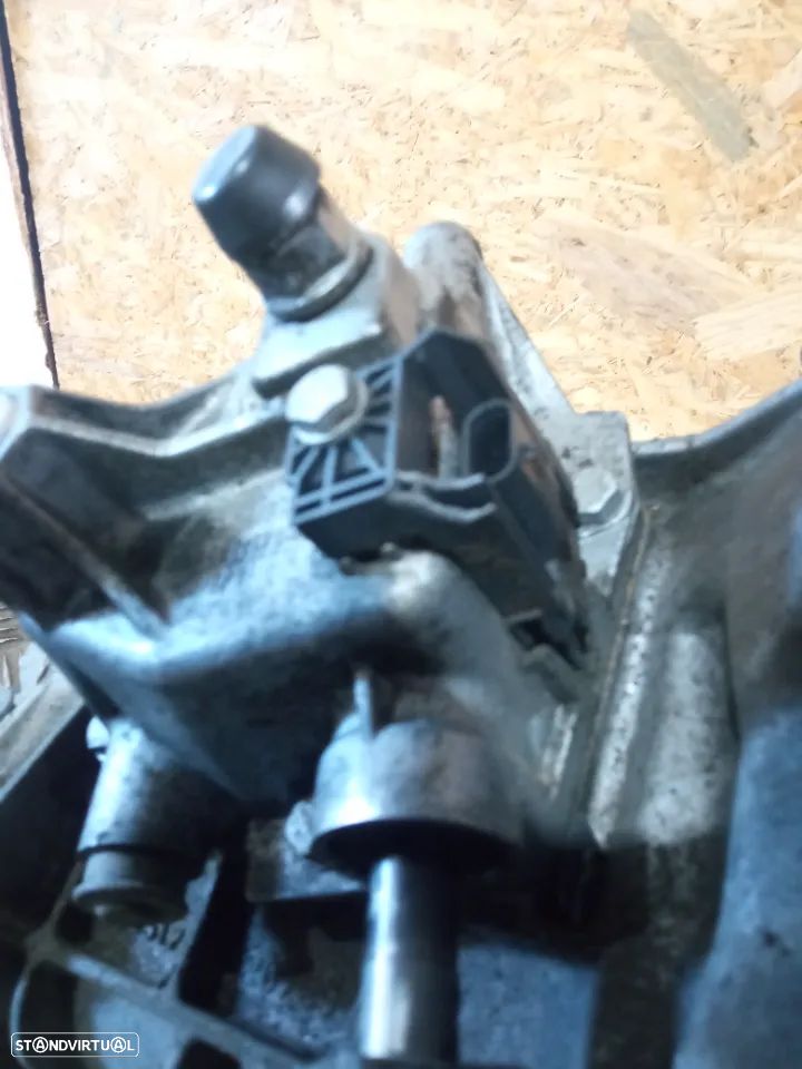 Caixa de velocidades Opel Corsa 1.3 Cdti - 22 estrias (A13 DTE) - 6