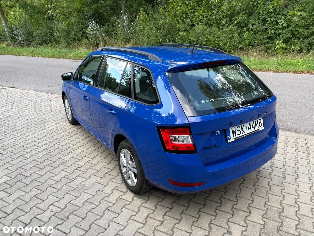 Skoda Fabia 1.0 TSI Ambition - 4