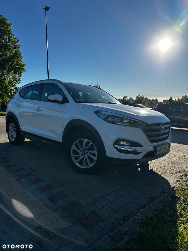Hyundai Tucson - 2