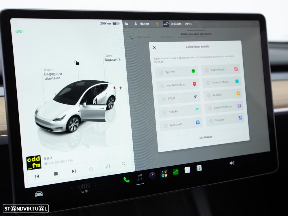 Tesla Model Y Long Range Dual Motor AWD - 28