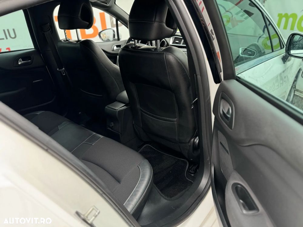 Citroën DS4 1.6 e-HDI Airdream BMP6 Chic - 30