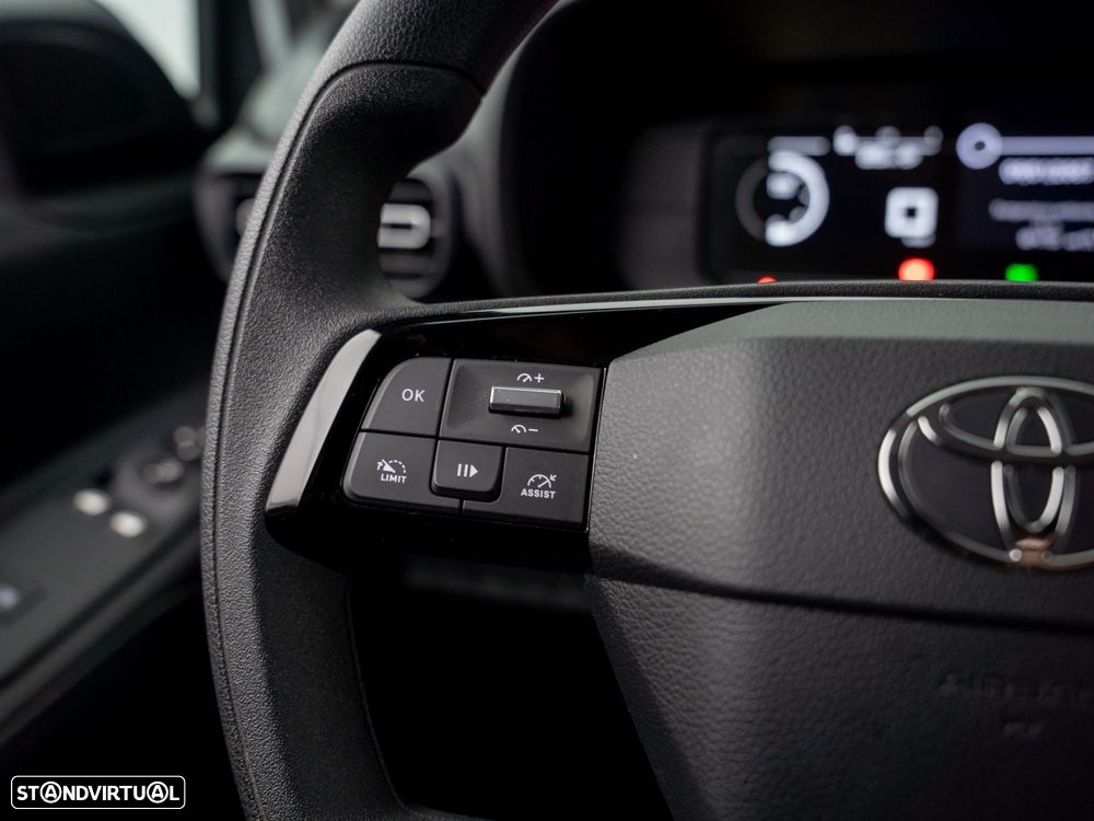 Toyota Proace City 1.5D L1 Exclusive - 18