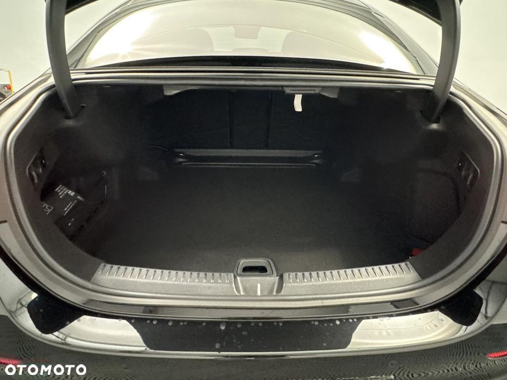 Mercedes-Benz Klasa E 450 d mHEV 4-Matic AMG 9G-Tronic - 25