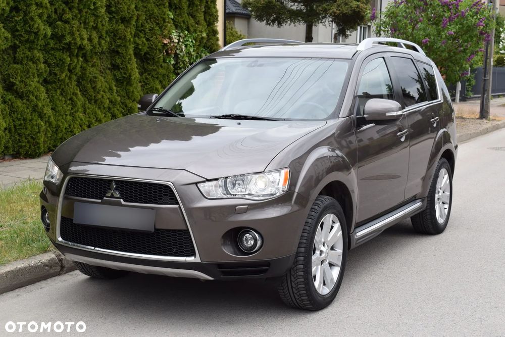 Mitsubishi Outlander 2.0 DID Intense + SE - 2