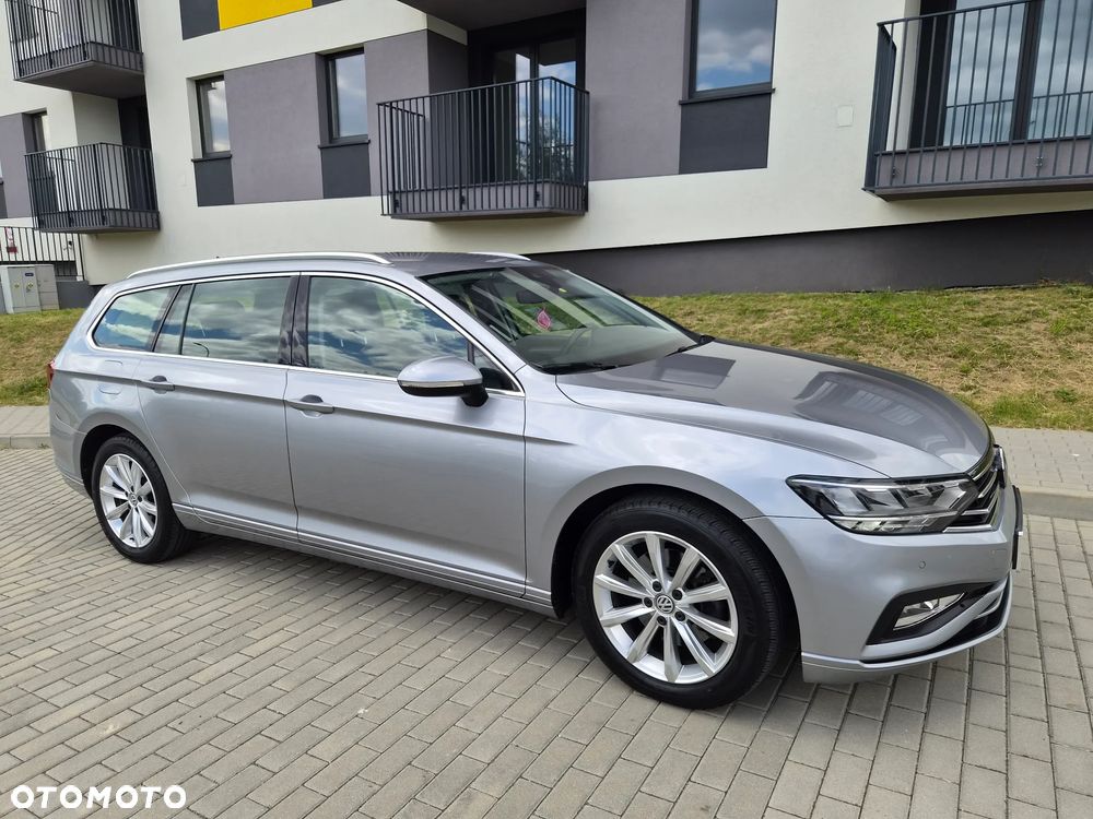 Volkswagen Passat 2.0 TDI SCR DSG Highline - 16