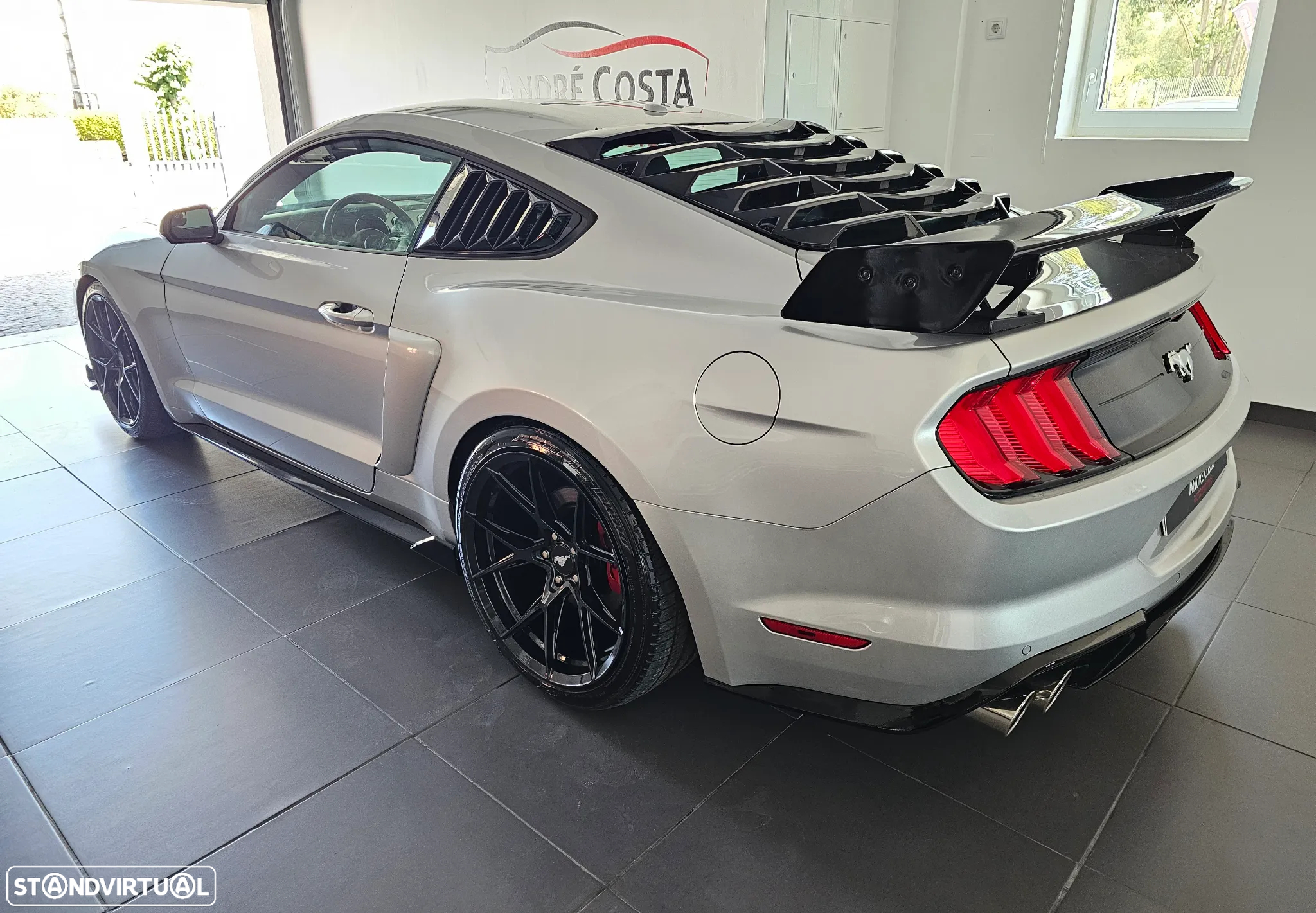 Ford Mustang 2.3i EcoBoost - 10