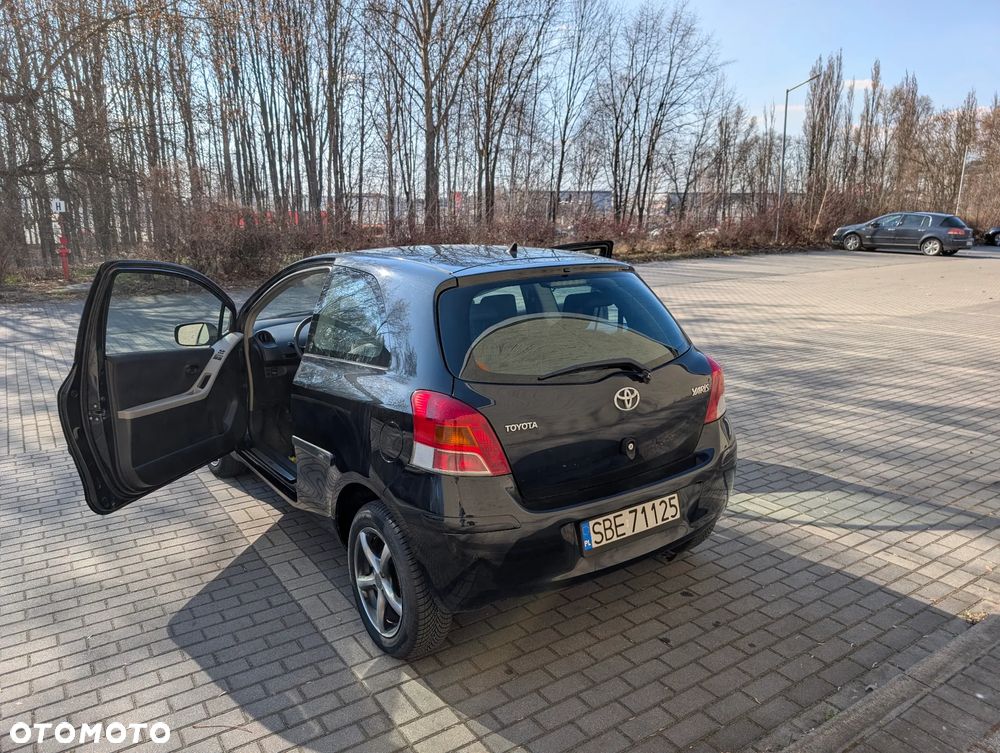 Toyota Yaris 1.33 Luna - 3