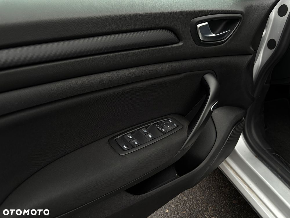 Renault Megane BLUE dCi 115 EDC Deluxe-Paket LIMITED - 26