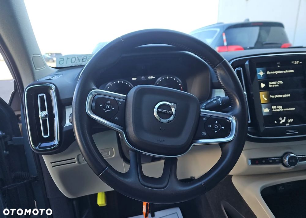 Volvo XC 40 T4 Momentum - 9