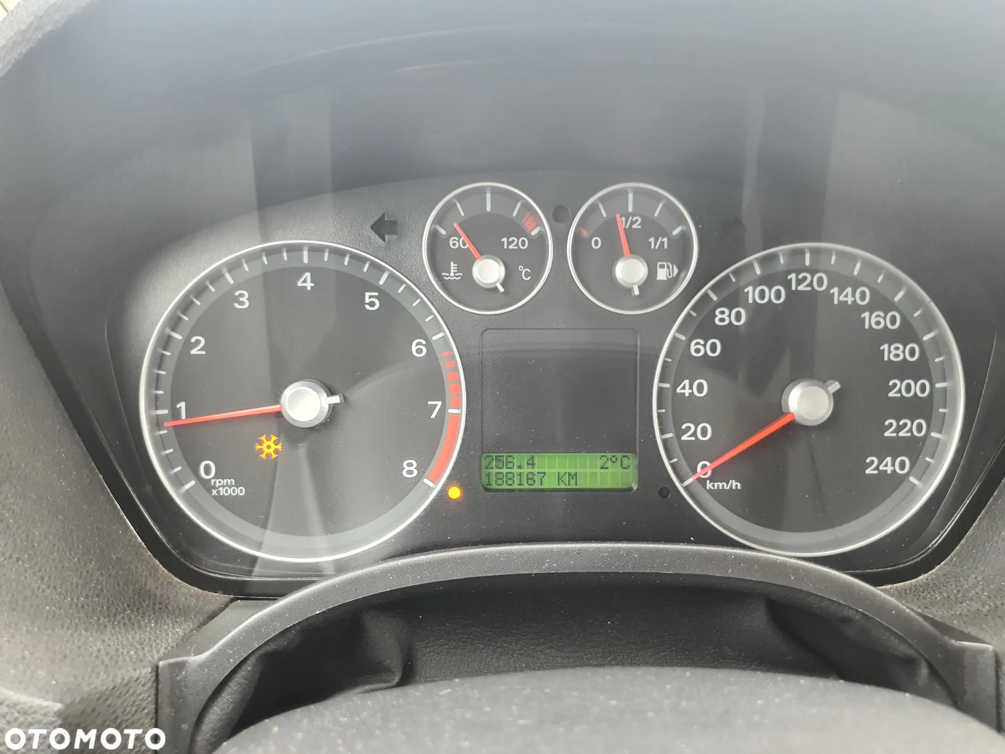 Ford Focus C-Max - 10