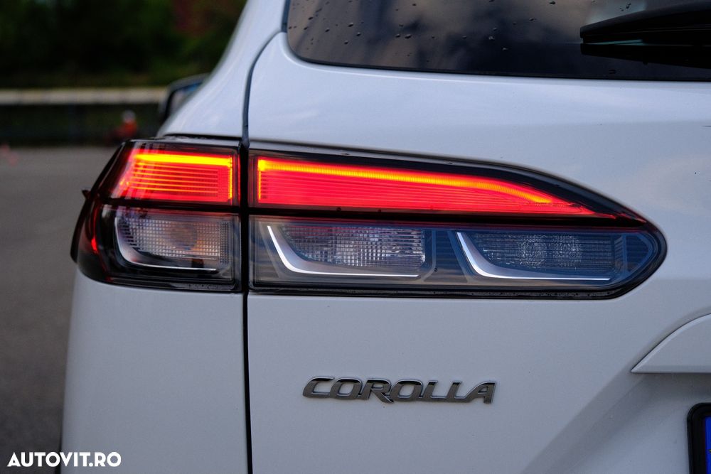 Toyota Corolla - 5