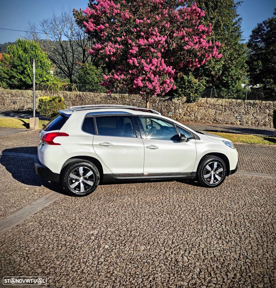 Peugeot 2008 BlueHDi FAP 120 STOP & START GT-Line Edition - 25