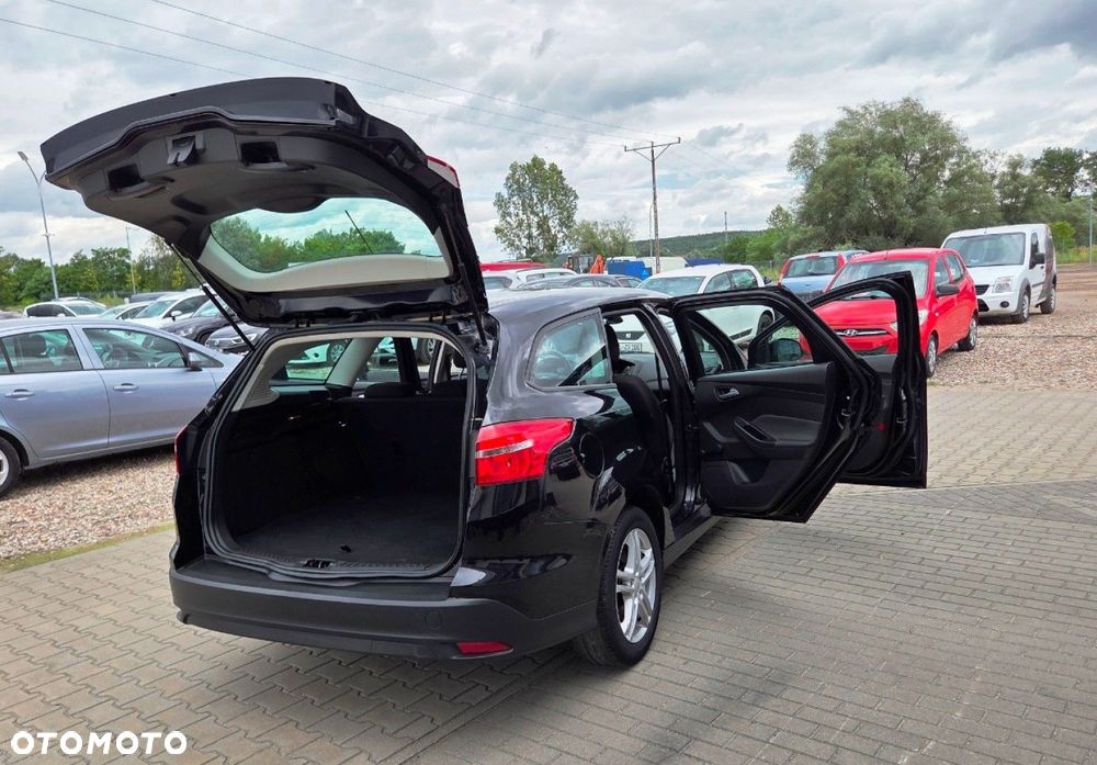 Ford Focus - 24