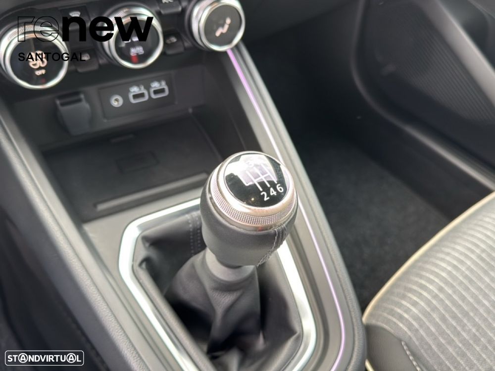 Renault Clio 1.0 TCe Techno - 17