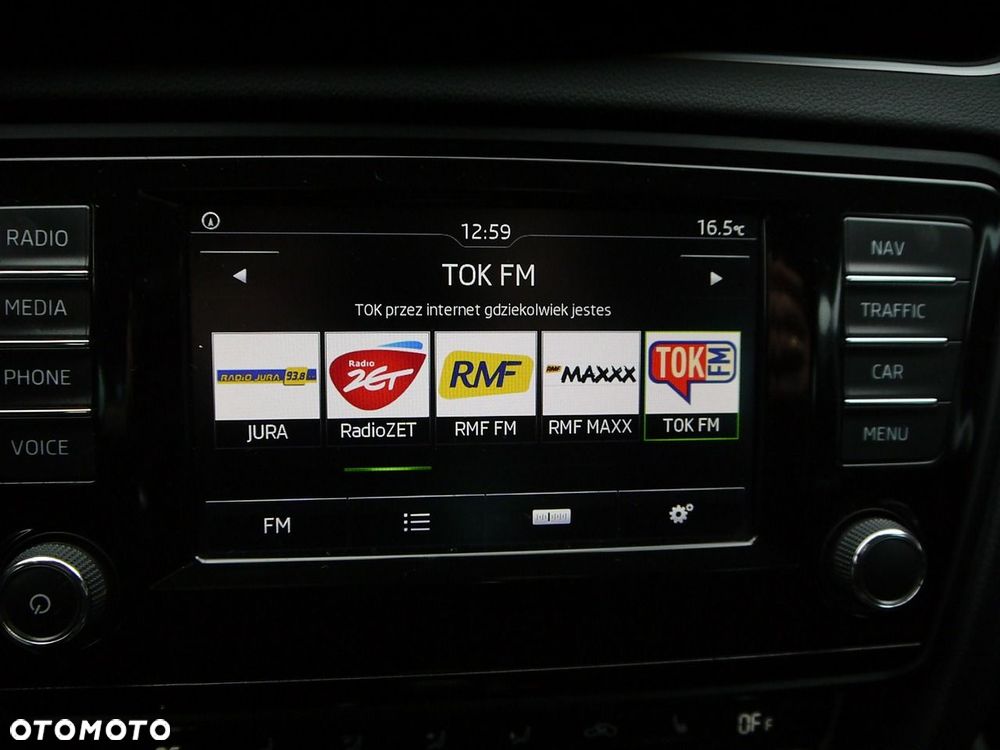 Skoda Octavia 2.0 TDI Sportline - 23