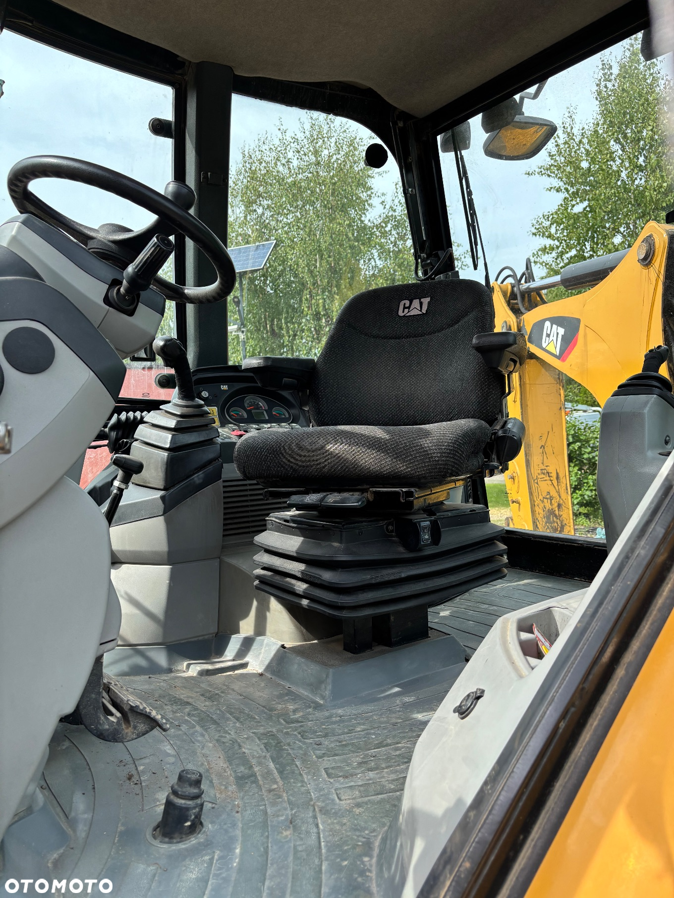 Caterpillar CAT 432F, bez adblue 2014r pelna opcja, stan bardzo dobry - 7