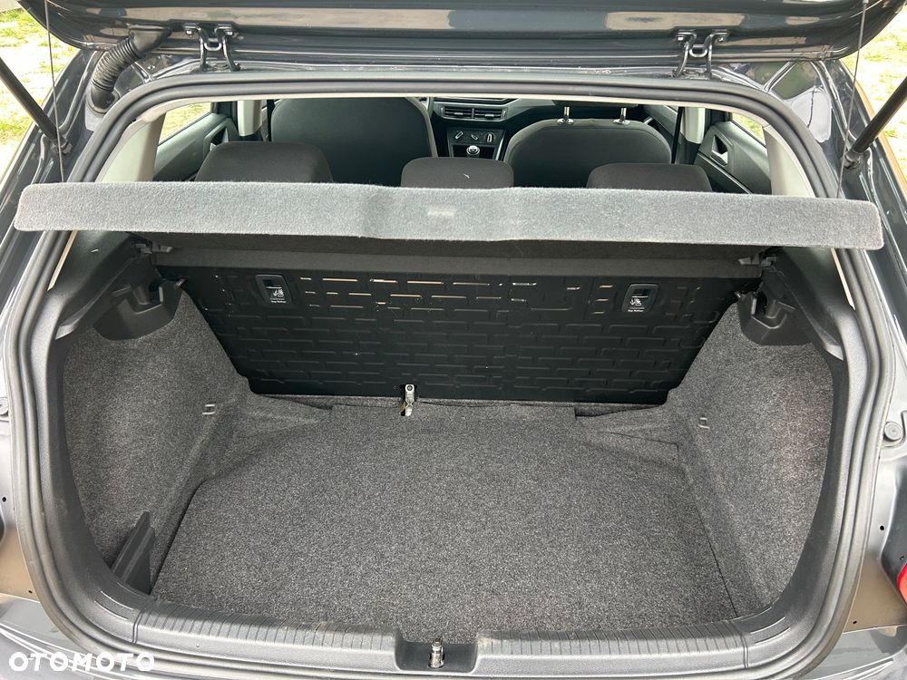 Volkswagen Polo 1.0 Comfortline - 21