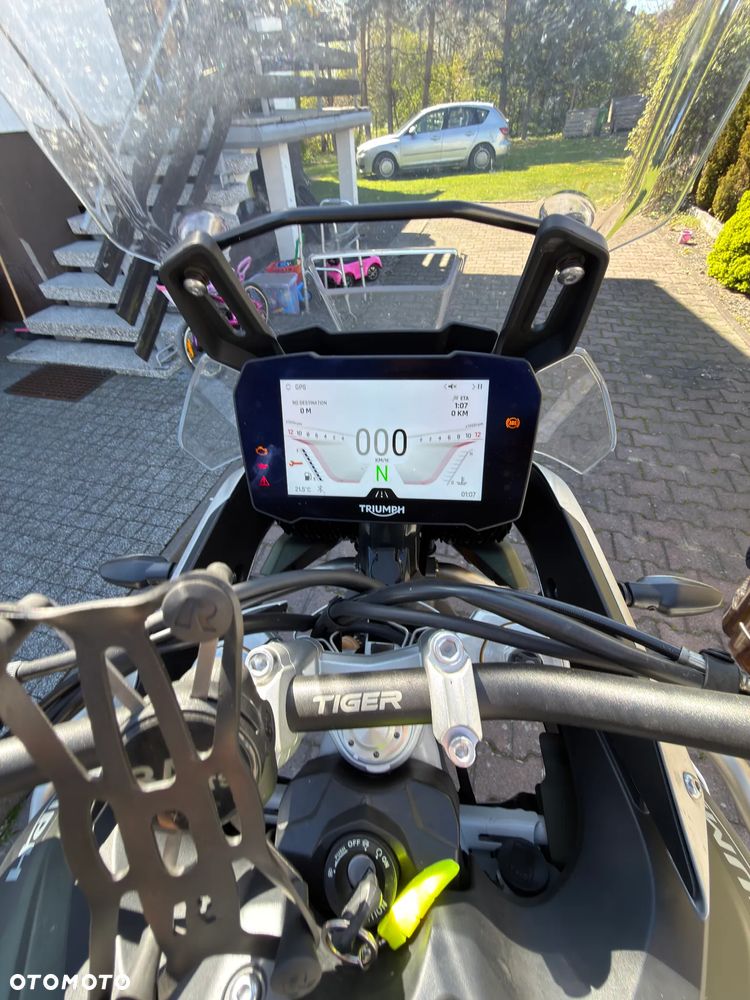 Triumph Tiger - 2