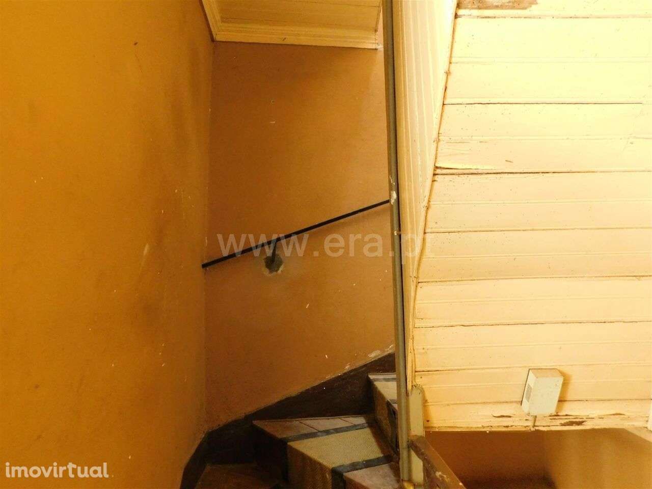 Moradia / Gouveia, Moimenta da Serra e Vinhó - Grande imagem: 5/14