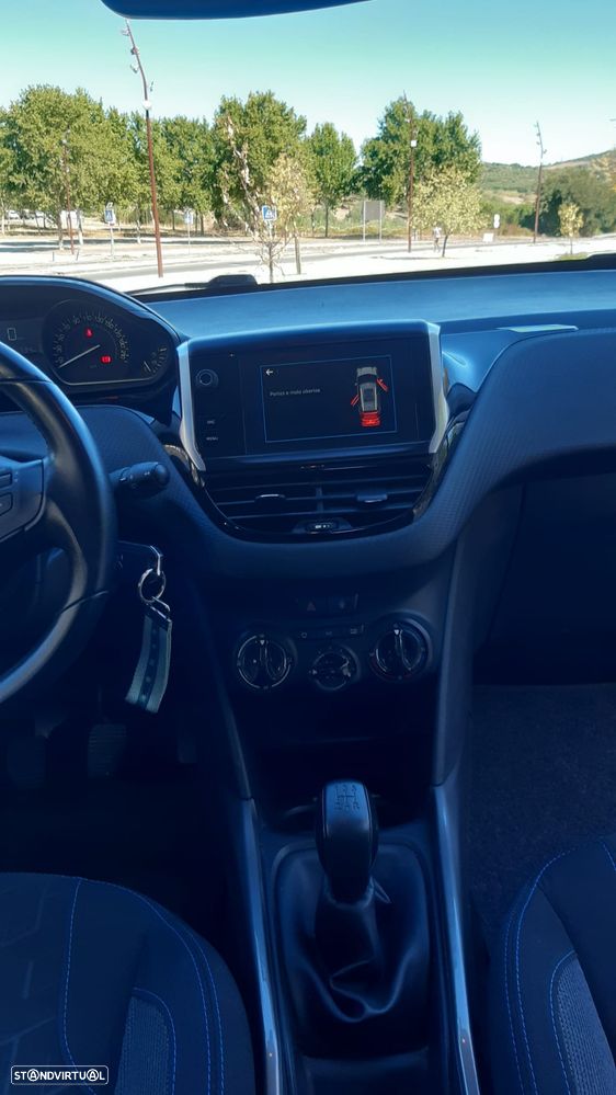 Peugeot 2008 1.2 PureTech Style - 7