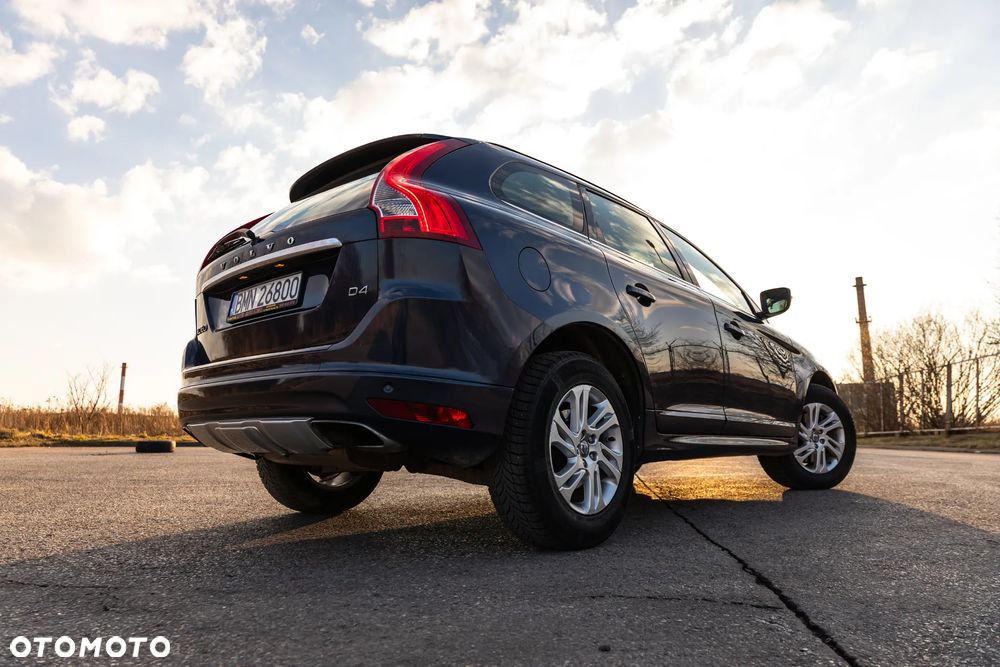 Volvo XC 60 D4 Drive-E Momentum - 29
