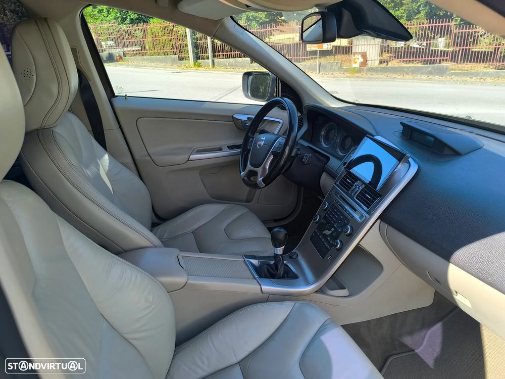 Volvo XC 60 2.4 D Drive Summum - 7