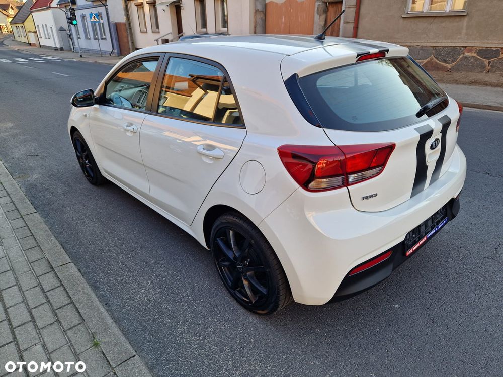 Kia Rio 1.2 Dream-Team Edition - 6