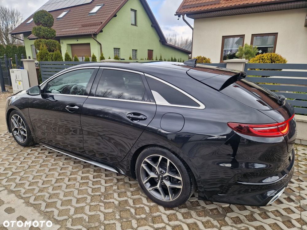 Kia ProCeed 1.6 CRDi DCT7 SCR GT LINE - 2