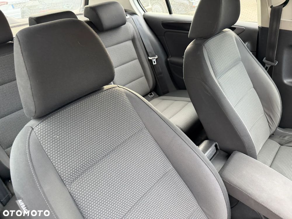 Volkswagen Golf 1.4 TSI Comfortline - 11