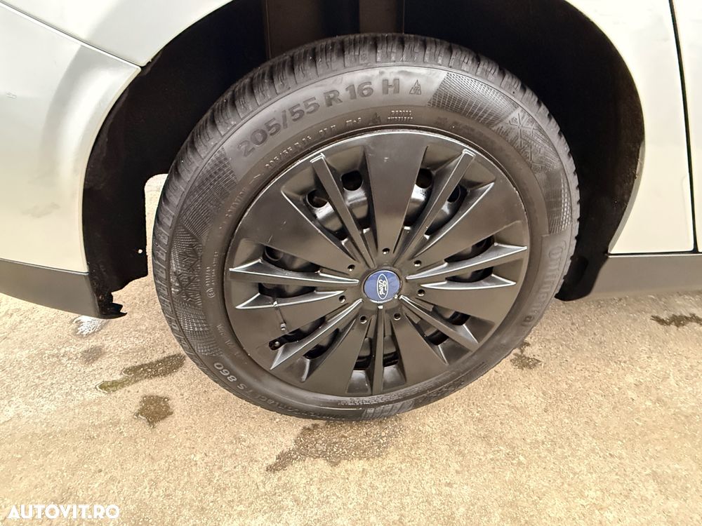Ford Focus 1.0 EcoBoost Trend Edition - 34
