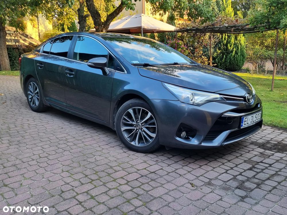 Toyota Avensis 1.8 Prestige - 1