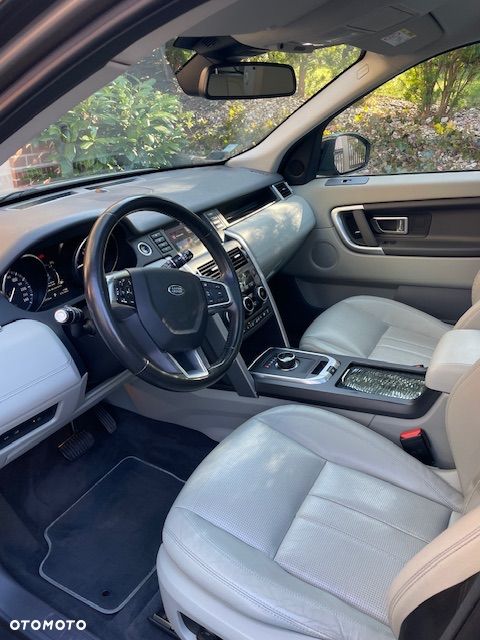Land Rover Discovery Sport 2.0 TD4 HSE - 13