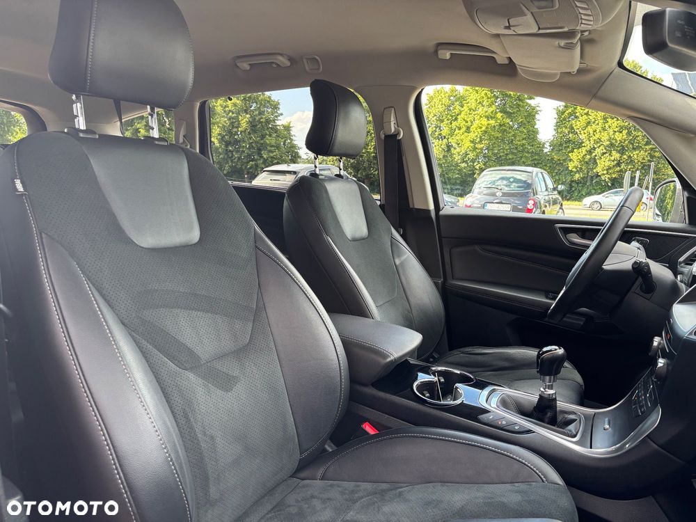 Ford S-Max 2.0 TDCi Titanium - 35