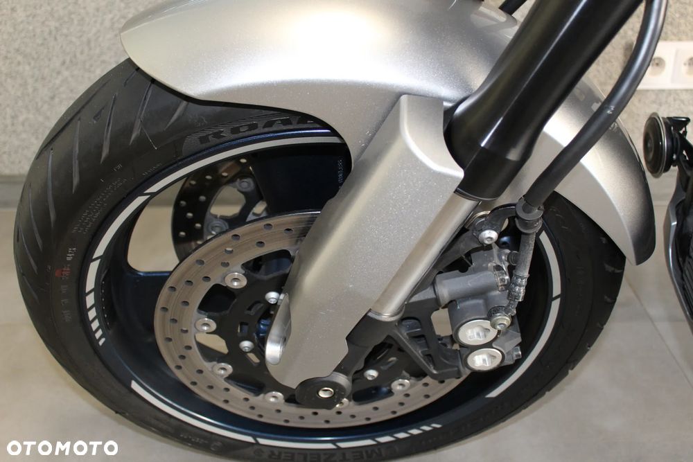 Yamaha MT - 9