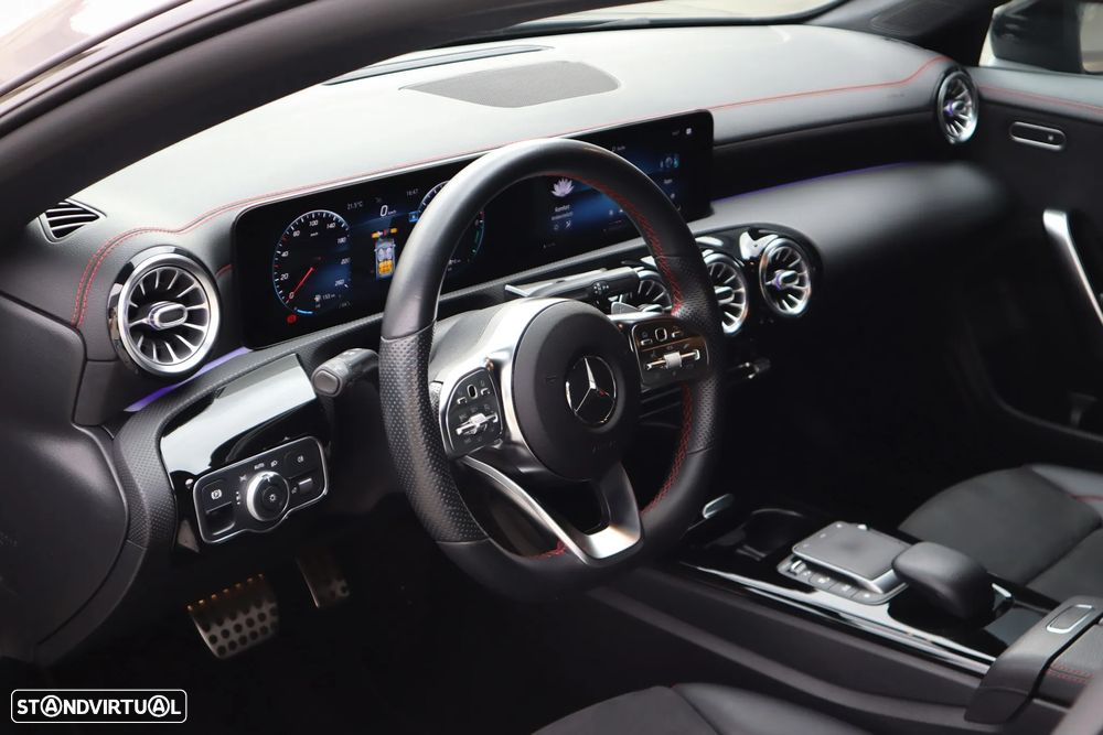 Mercedes-Benz CLA 250 e 8G-DCT AMG Line - 14