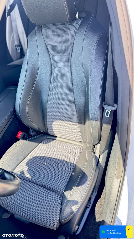 Mercedes-Benz Klasa E 200 T 9G-TRONIC - 20