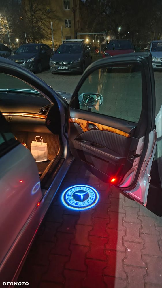 Mercedes-Benz Klasa E - 29