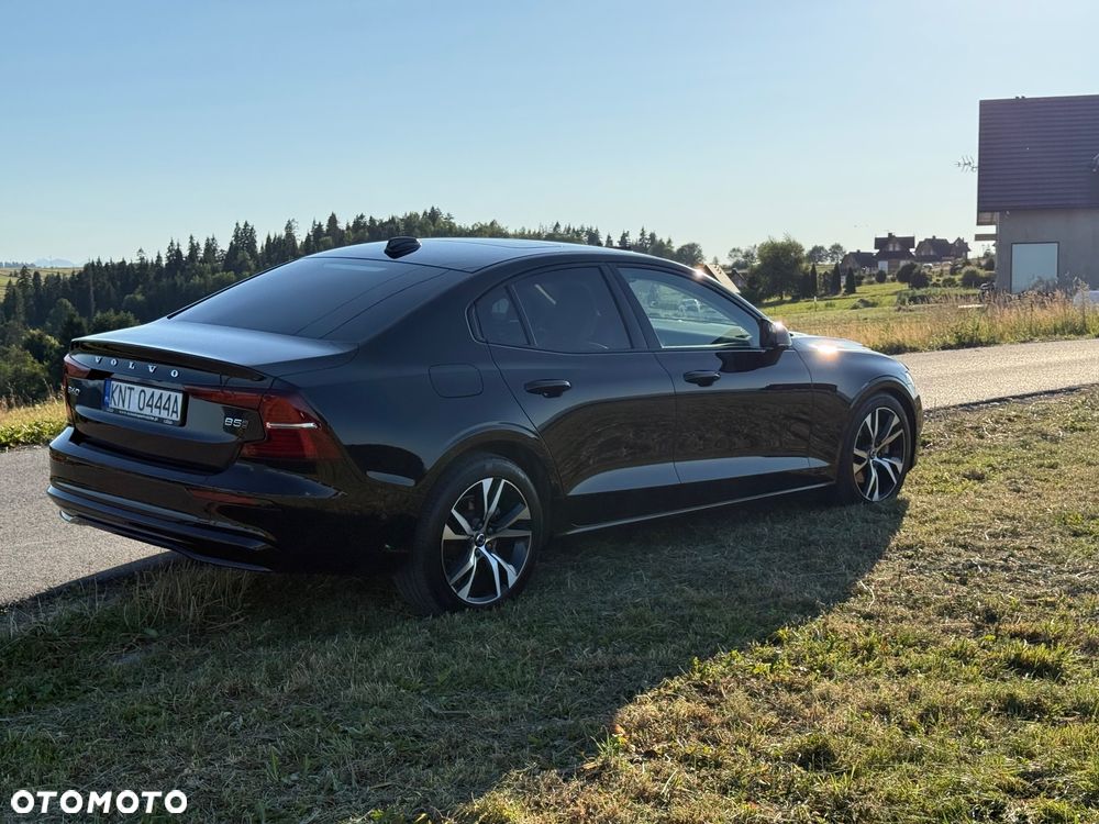 Volvo S60 B5 B AWD Plus Dark - 5