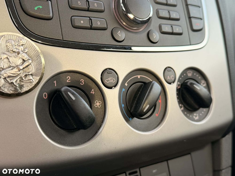 Ford Focus 1.6 TDCi Ambiente - 20