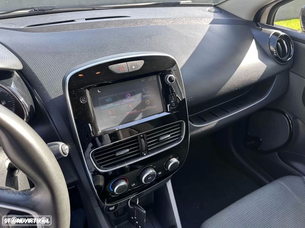 Renault Clio 0.9 TCe Limited Bi-Fuel - 35