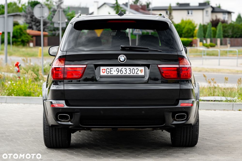 BMW X5 xDrive40d - 11