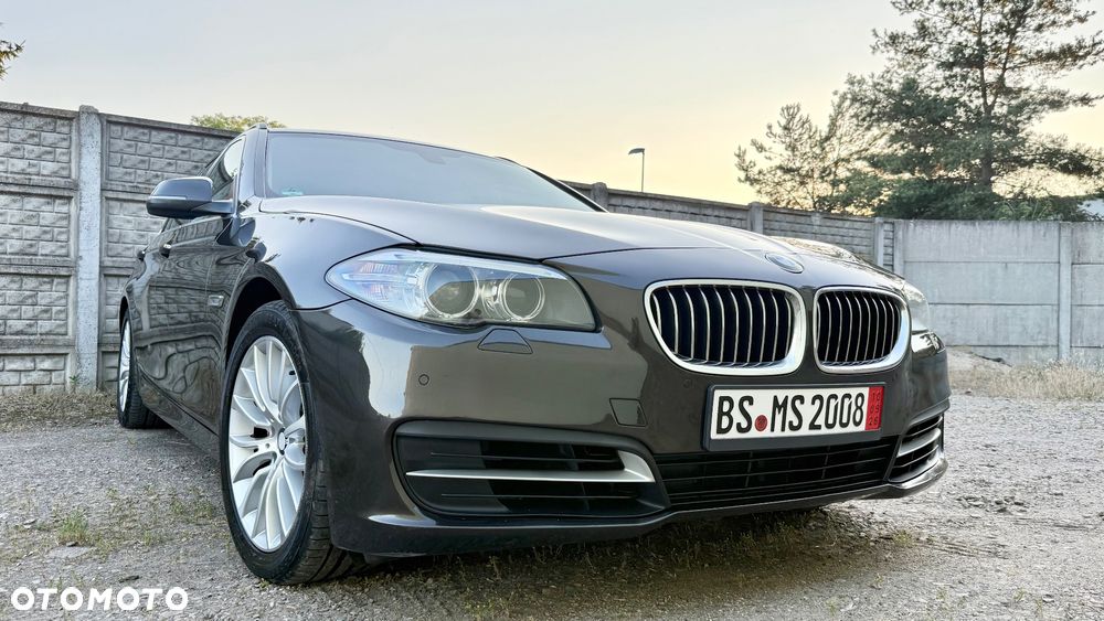 BMW Seria 5 525d - 1