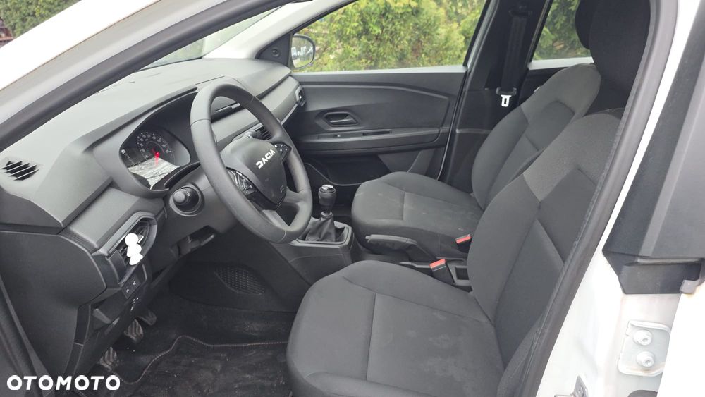 Dacia Jogger TCe 110 (7-Sitzer) Essential - 16