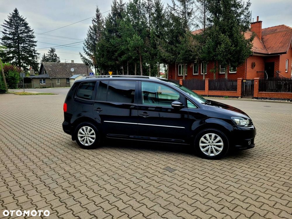 Volkswagen Touran 1.6 TDI DPF BlueMotion Technology DSG Highline - 14