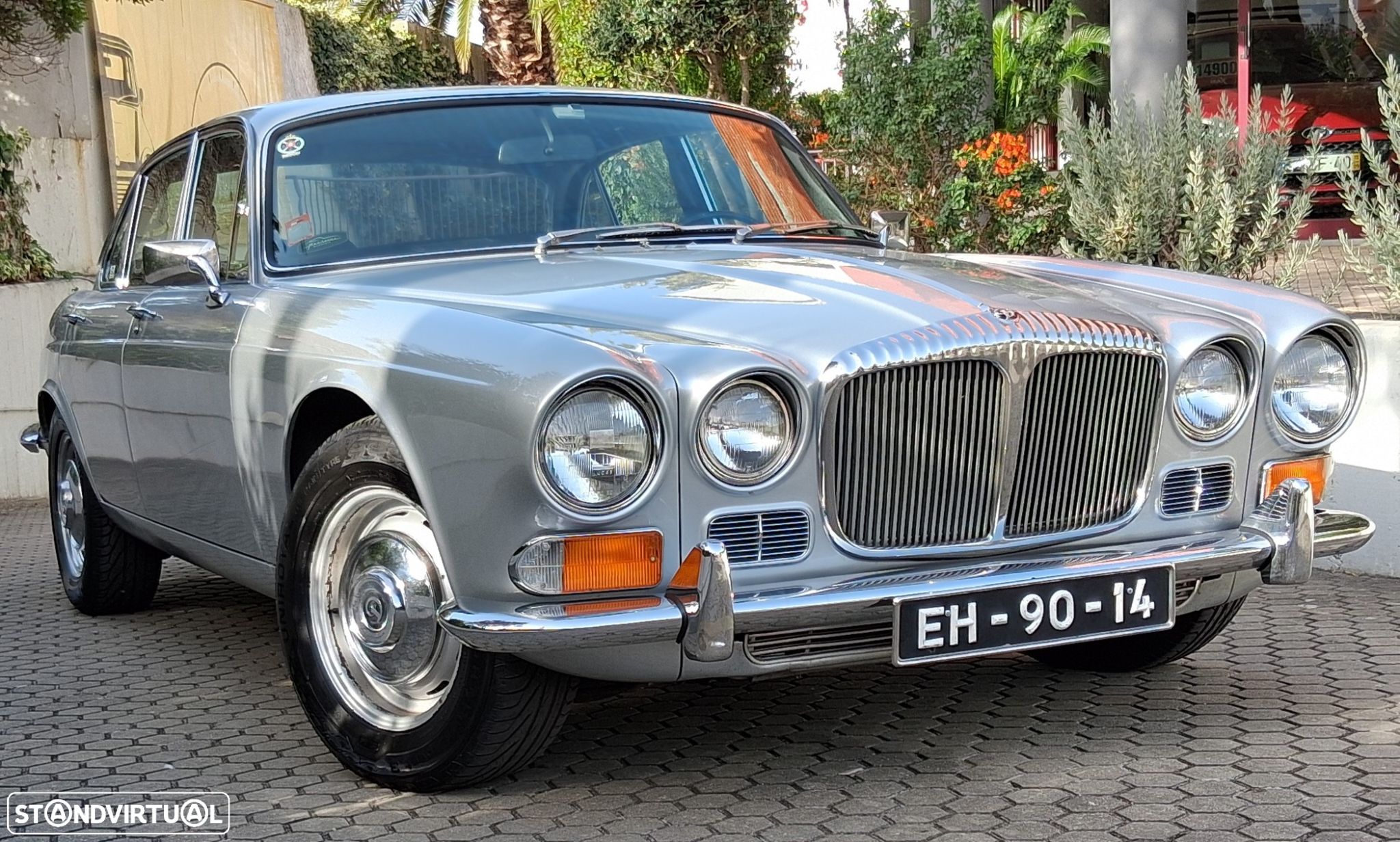 Daimler Sovereign - 1