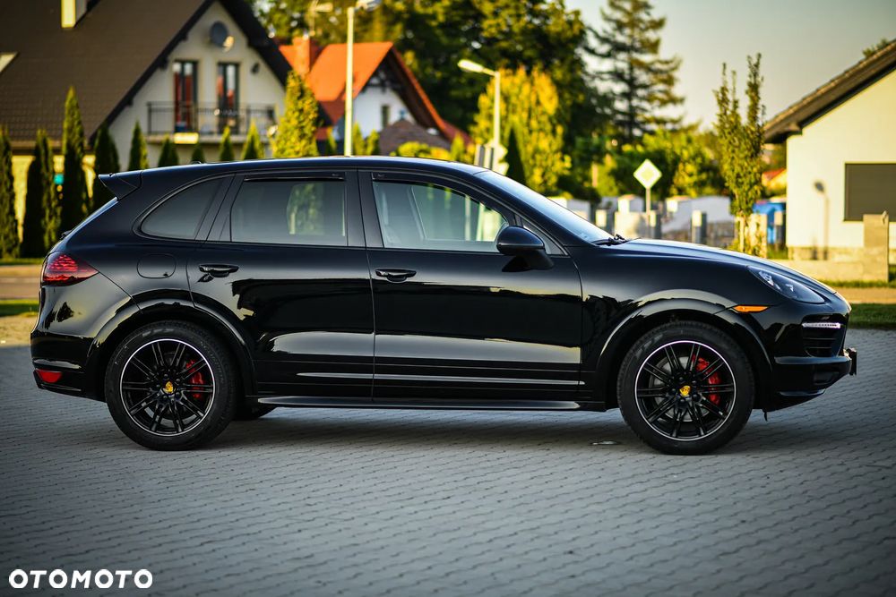 Porsche Cayenne GTS Tiptronic S - 3